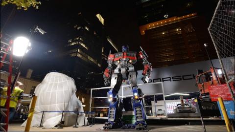 Transformers: Rise of the Beasts | Optimus Prime and Primal Statue Timelapse at SXSW