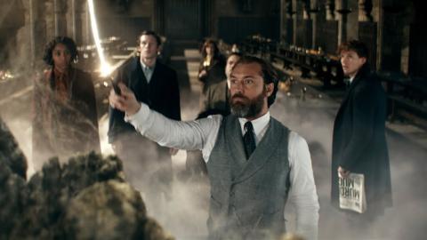 Fantastic Beasts: The Secrets of Dumbledore – Official Trailer