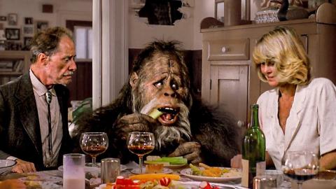 Bigfoot likes to brunch | Harry and the Hendersons | CLIP