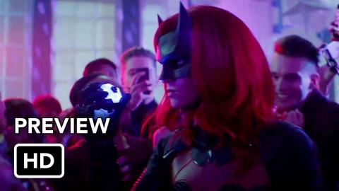 Batwoman (The CW) "Gadgets of Gotham" Featurette HD