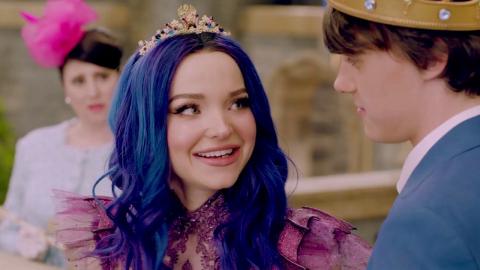 Descendants 3 “Mal’s Darkness” Teaser Promo (HD)