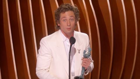 Jeremy Allen White: Award Acceptance Speech | 30th Annual SAG Awards