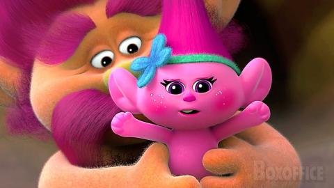 The First 5 Minutes of Trolls with BABY Poppy ❤