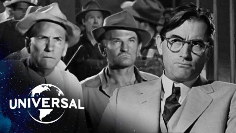 To Kill a Mockingbird | Atticus Finch Confronts A Mob Outside the Jailhouse