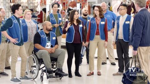 Superstore 4x05 -- Amy Steals Dina's Delivery Day Thunder