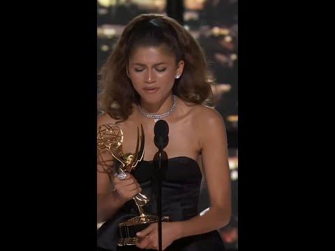 Emmys 2022: Zendaya Acceptance Speech #Shorts