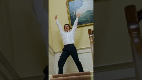 Hugh Grant has some serious moves #short