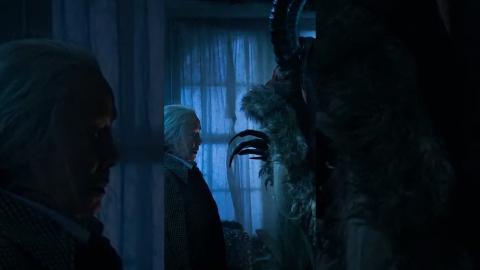 The perfect in-between holiday movie | ???? Krampus (2015)