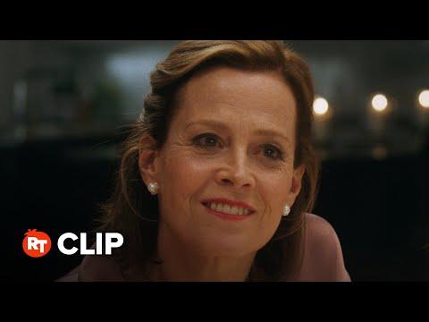 The Good House Exclusive Movie Clip - Mind Reading (2022)