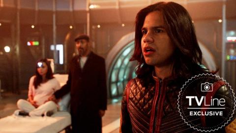 Flash 4x23 (Season Finale) -- DeVoe Taunts Team Flash