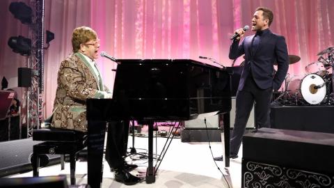 Elton John & 'Rocketman' star Taron Egerton Perform "Tiny Dancer"