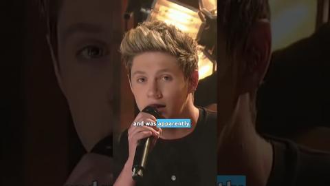 This Live TV Kiss Left Niall Horan Squirming