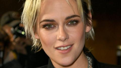 First Look At Kristen Stewart As Princess Diana Is Stunning