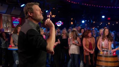 Blake Shelton and Lauren Alaina Battle It Out In A Game of Sharts! | Barmageddon (S2 E10) | USA