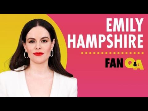 Emily Hampshire Reveals What She Stole From the Set of "Schitt's Creek"