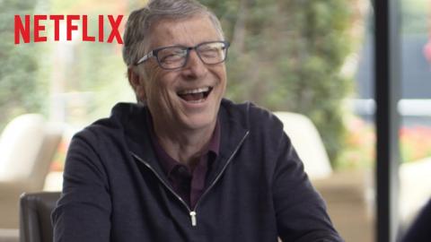 Bill Gates gets super lucky playing cards! | Netflix